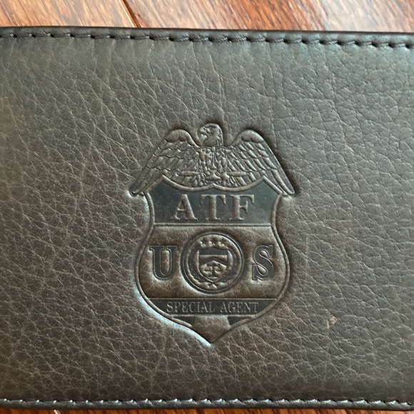 ATF US Special Agent Wallet and ID Card Holder Set - Picture 10 of 12